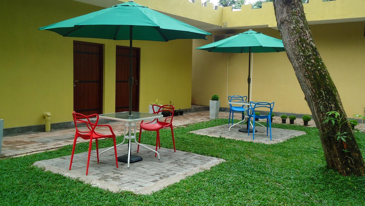 Bridge Hotel Negombo Kimbulapitiya Exterior foto